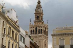 La Giralda desde la Plaza de San Francisco
